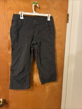 Kuhl Dark Gray Cropped Cargo Pants Sz 6